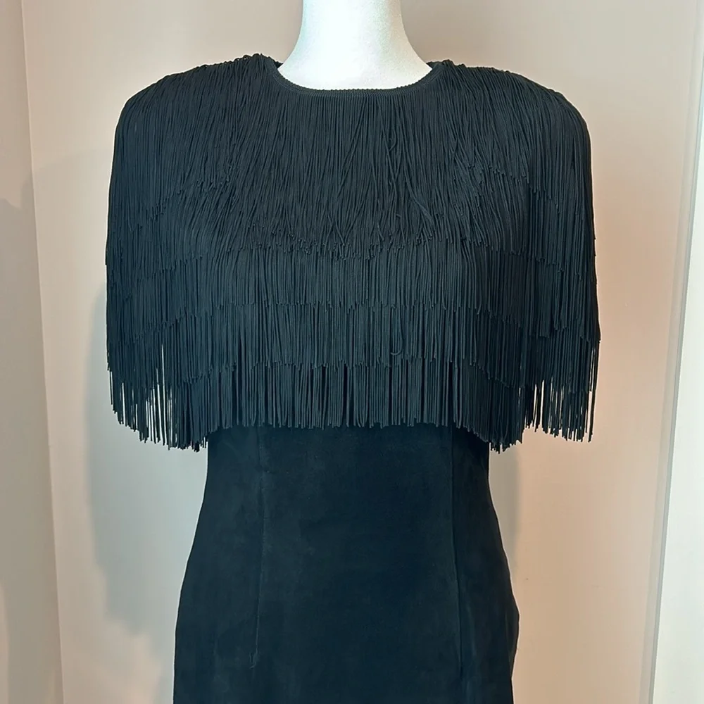 1980's Vintage Pia Rucci Flapper Fringe Suede Sheath Dress Statement Shoulders - Picture 5 of 14